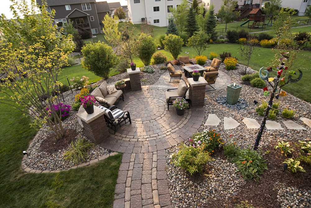 How To Design Perfect Calgary Backyard Landscaping Ideas | Duspa Collective